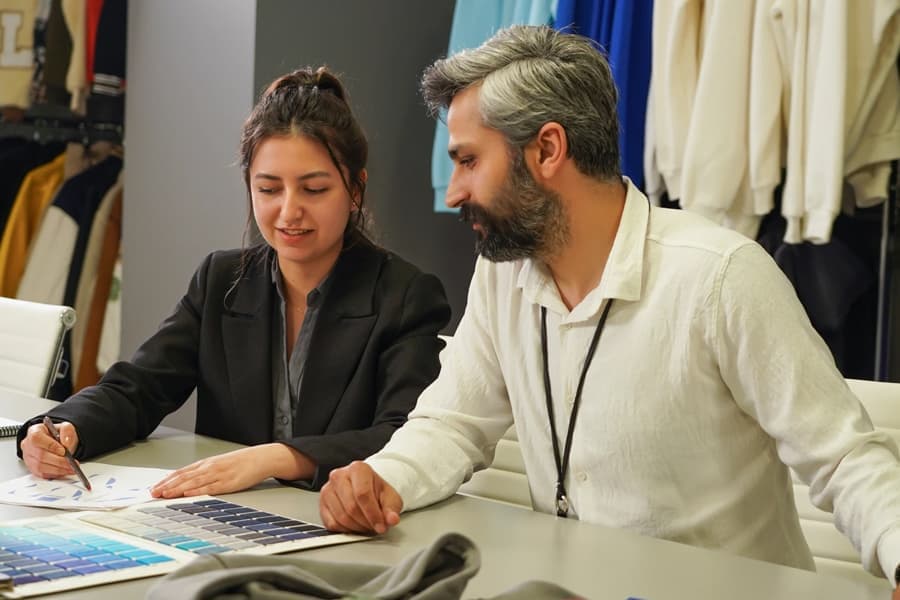 Strategie & Gründung